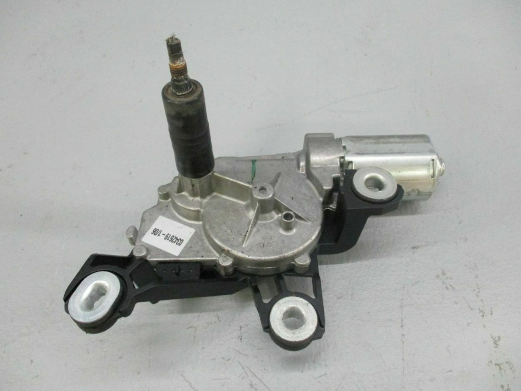 Motoras Stergator Spate VW Fox 2005/04-2011/07 1.2 40KW 55CP Cod 5Z6955711