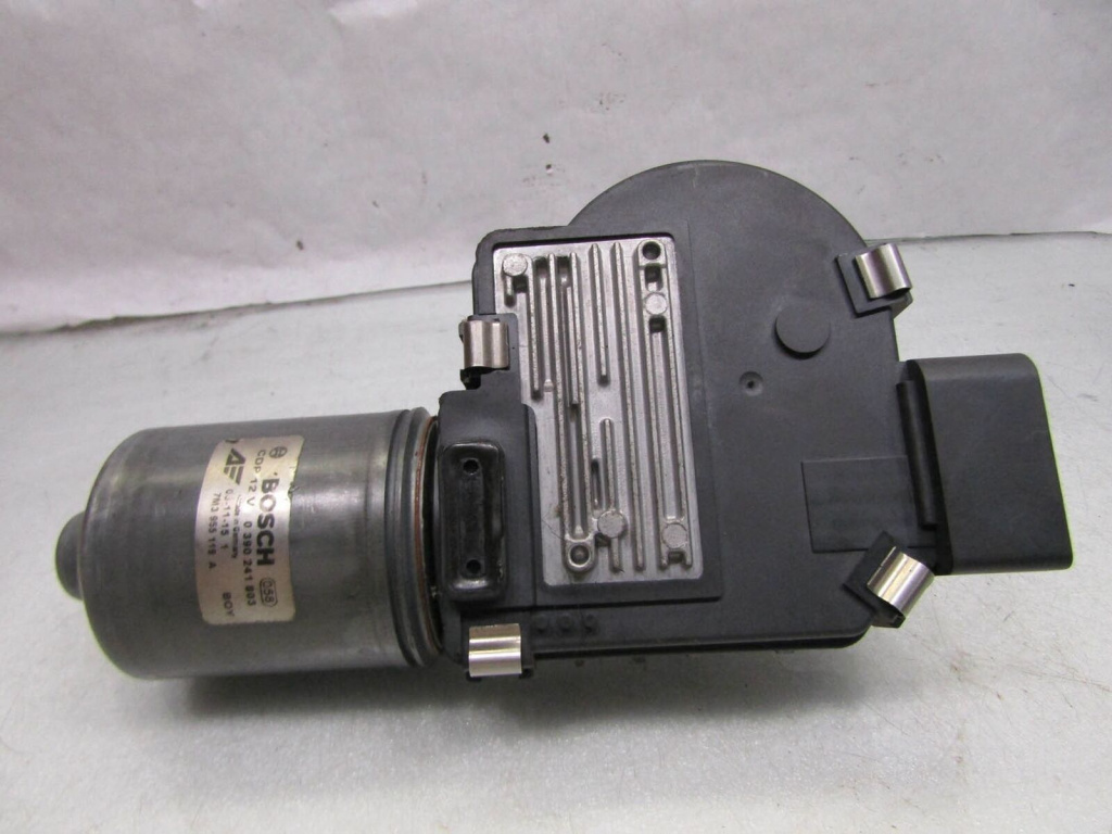 Motoras Stergator VW Sharan 2000/04-2010/03 1.9 TDI 85KW 115CP Cod 7M3955119A