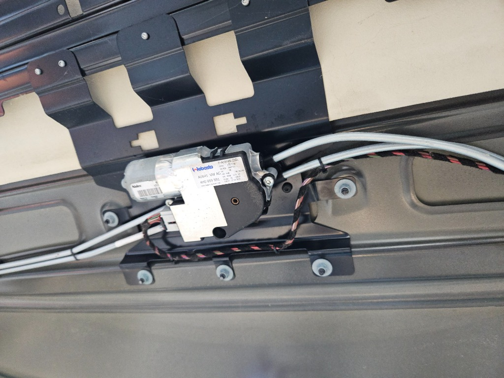 Motoras trapa Audi A8 4H din 2012 2013 2014 2015
