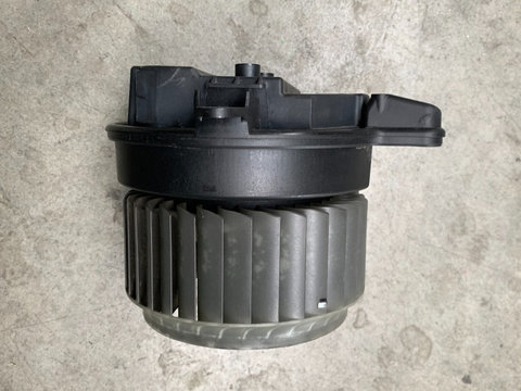 Motoras ventilator aeroterma Audi A6/A7/A8 cod 4H1820021B