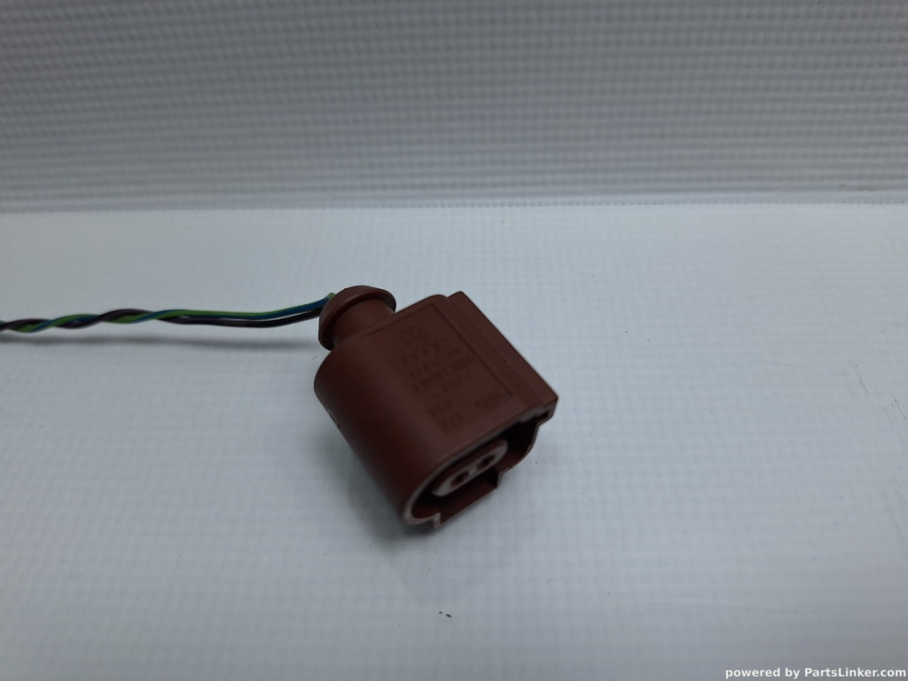 Mufa / conector 2 pini AUDI A6 III Avant