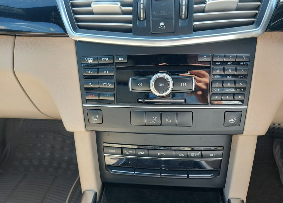 Navigație Comand Mercedes E-Class w212 2010.