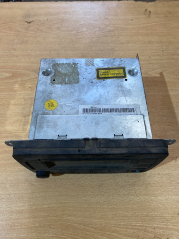 Navigatie casetofon radio CD player 1K0035186J Volkswagen Golf Passat