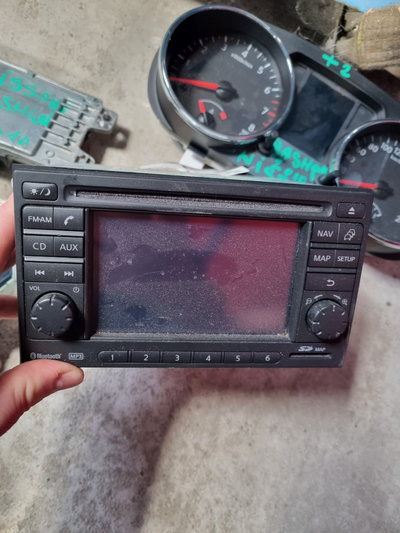 Navigatie cu CD Player original Nissan Qashqai +2 