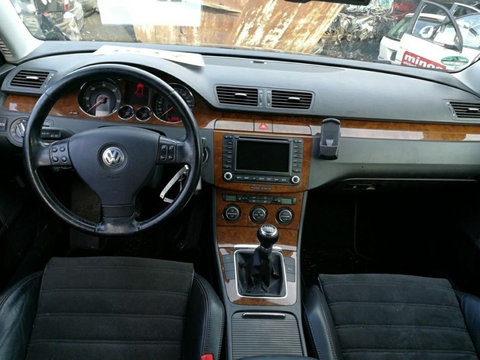 Navigatie mare color VW Passat B6