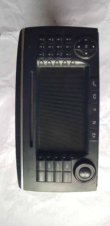 Navigatie mercedes ML w164 R CLASS w251 a2518702790 A2038270062 Q1