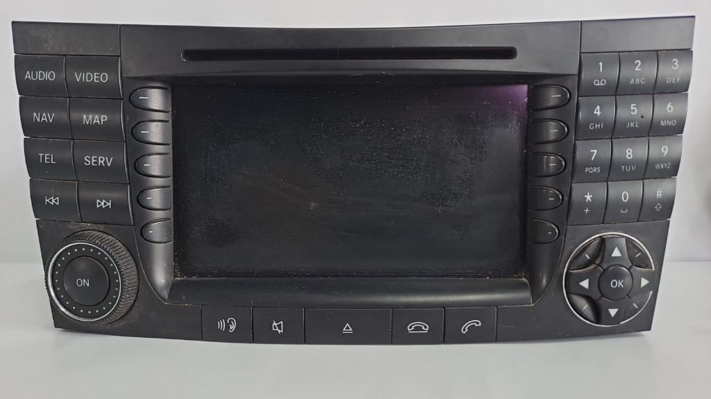 NAVIGATIE MERCEDES W211 W219 CD PLAYER A2118203297001