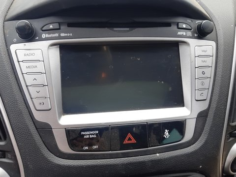 Navigatie originala hyundai ix35 din 2011