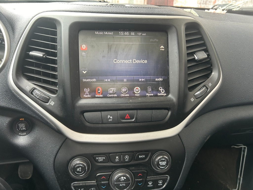 Navigatie originala jeep cherokee 2013-2018