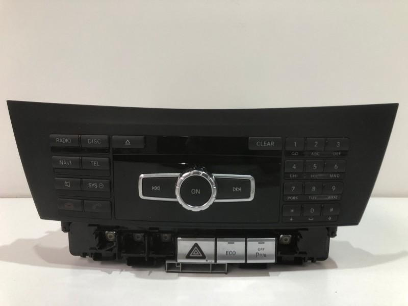 Navigatie radio a2049009807 Mercedes-Benz C-Class W204/S204 [2007 - 2012]