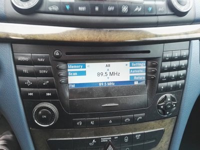 Navigatie radio cd mercedes e class w211 / cls w21