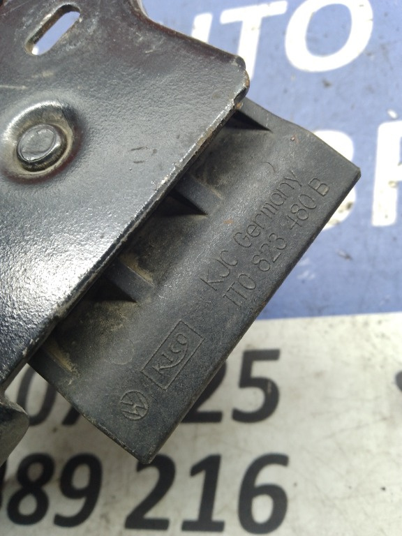 Încuietoare capota VW Caddy 1T0823480 B
