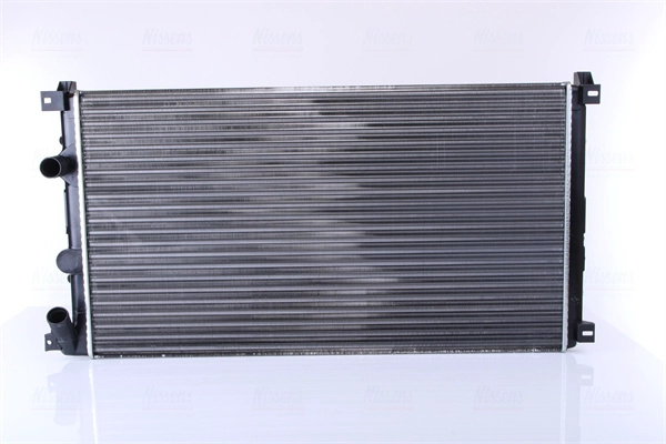 NISSENS Radiator, racire motor 63761 compatibil cu OPEL MOVANO A caroserie (X70) 2001 2002 2003 2004 2005 2006