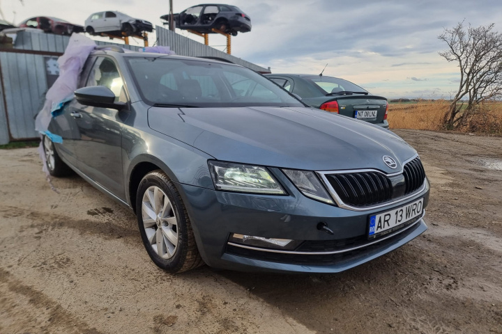 Nuca schimbator Skoda Octavia 3 2018 break 2.0 CRMB