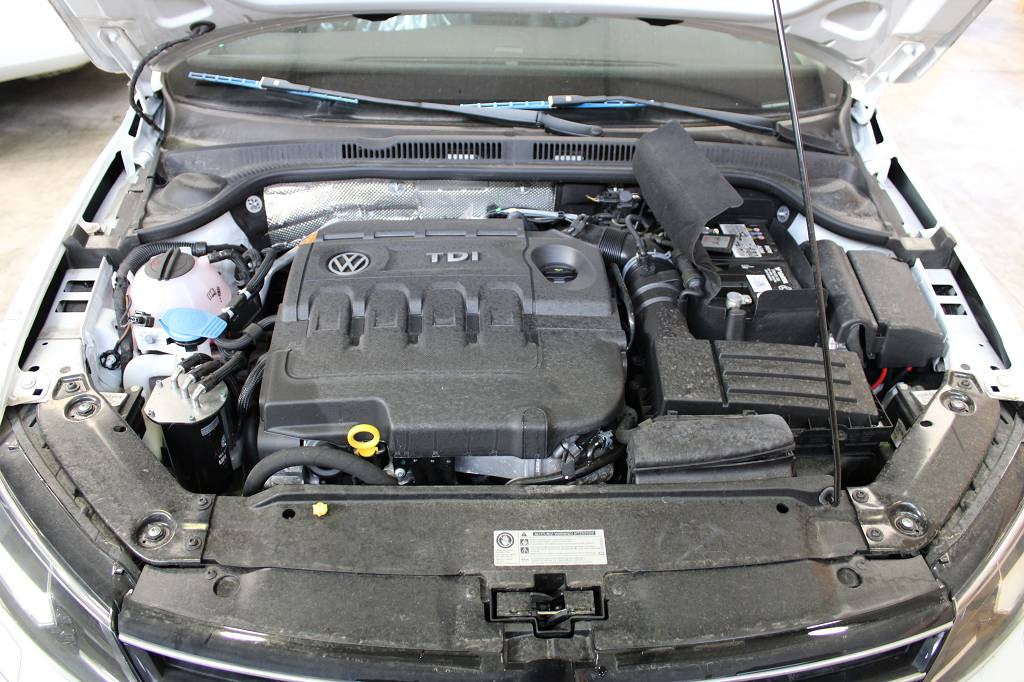 Nuca schimbator Volkswagen Jetta 2017 Li