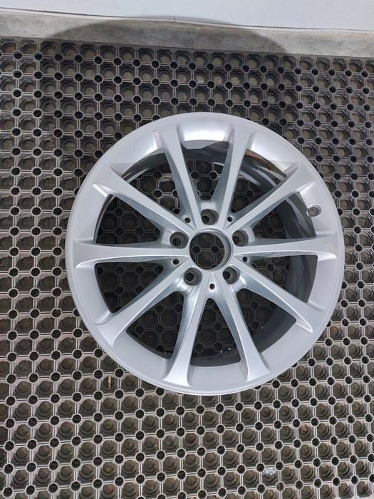 O janta 17 originala mercedes a w177 b w247 cla c118 6,5j et44