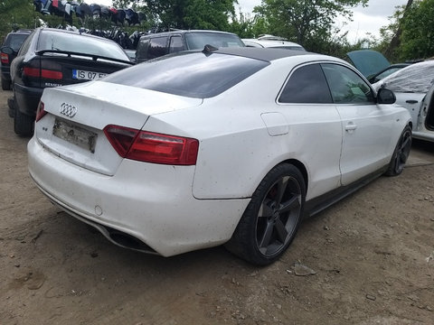 Oglinda dreapta Audi A5 cabrio / 2 usi 2009