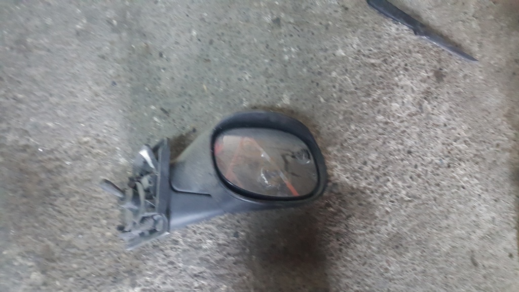Oglinda dreapta Citroen C3 2004 reglaj manual