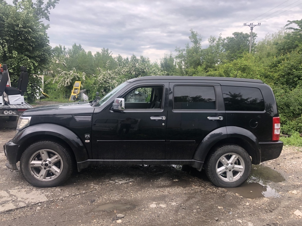 Oglinda dreapta completa Dodge Nitro 200