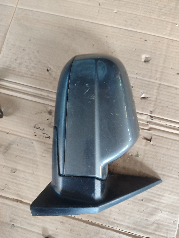 OGLINDA DREAPTA COMPLETA HYUNDAI TUCSON 