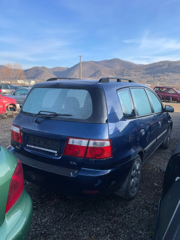 Oglinda dreapta completa Kia Carens 2003