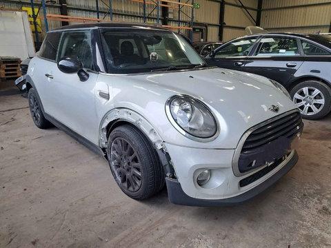 Oglinda dreapta completa Mini Cooper 2015 HATCHBACK 1.5 D B37C15A