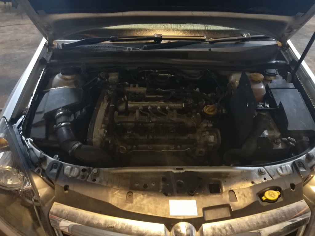 Oglinda dreapta completa Opel Astra H 20