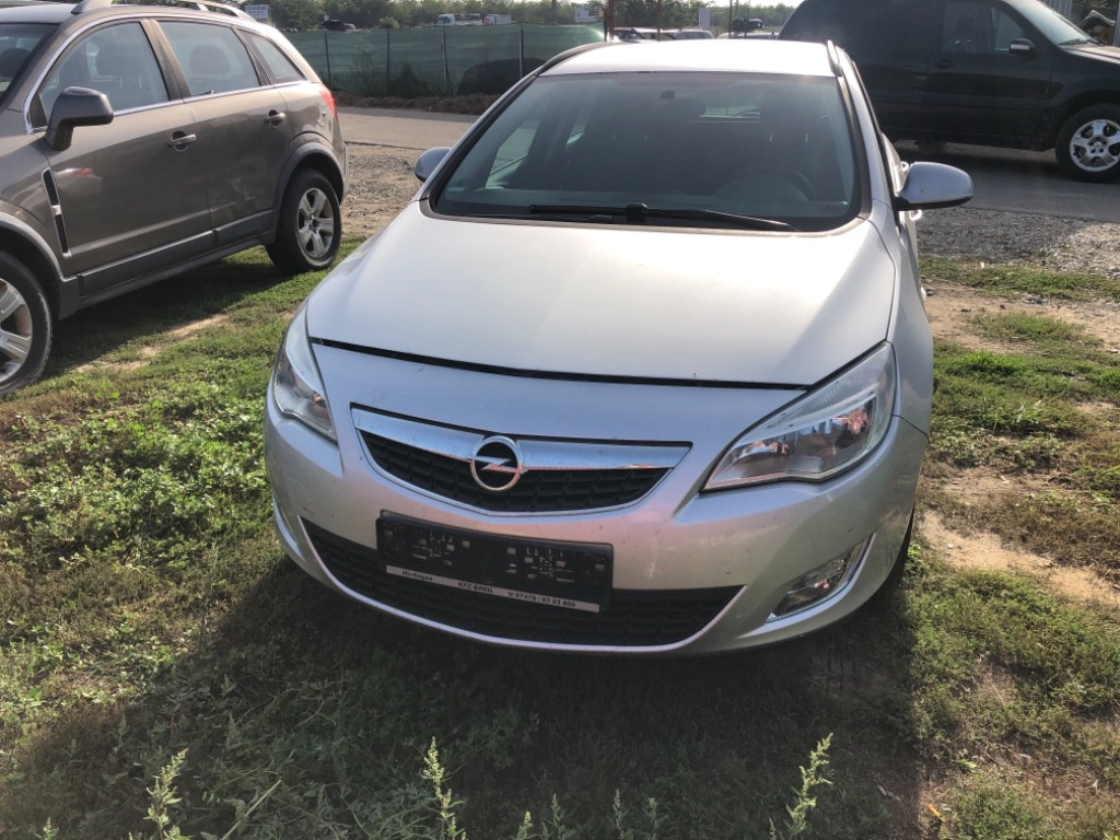 Oglinda dreapta completa Opel Astra J 2011 Break 1