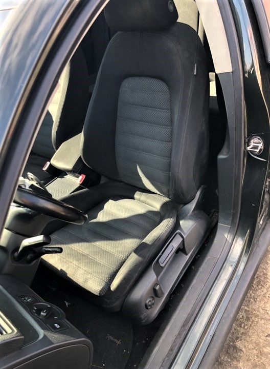 Oglinda dreapta completa Volkswagen Pass