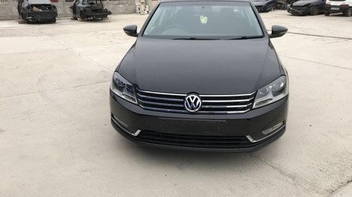 Oglinda dreapta completa Volkswagen Pass