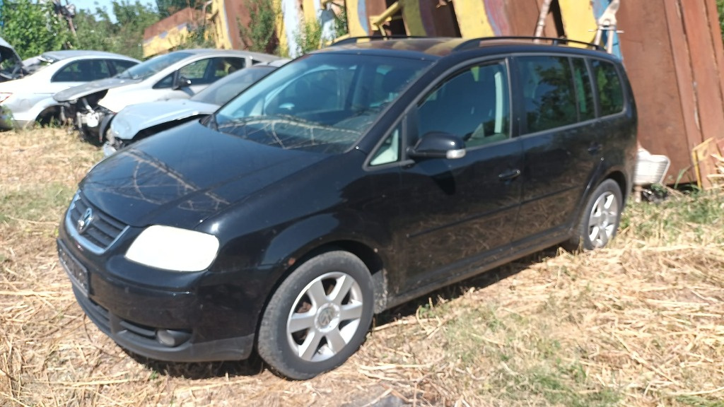 Oglinda dreapta completa Volkswagen Touran 2005 hatchback 2,0