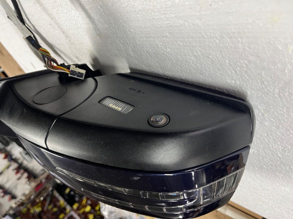 Oglinda dreapta cu camera sideassist Mer