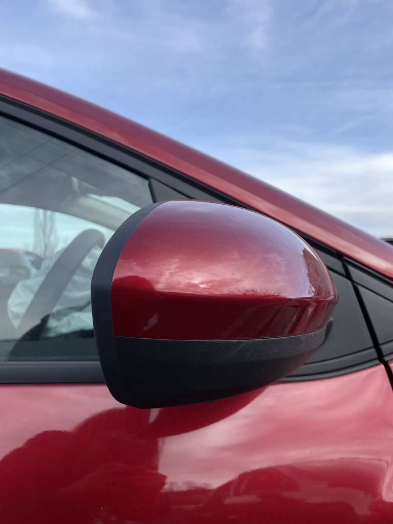 Oglinda dreapta cu rabatre manuala si reglaj electric Dacia Sandero 3 1.0 Benzina 2024