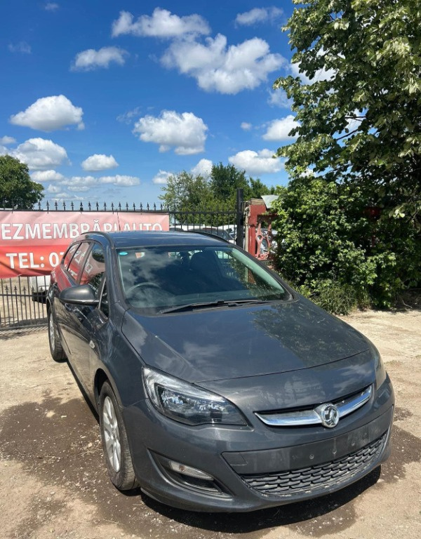 Oglinda dreapta(de Anglia) cu reglaj electric si incalzire Opel Astra J 2015 combi(fara rabatare/semnalizare)