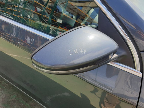 Oglinda Dreapta Electrica FARA Rabatare cu Lumina Ambientala VW Passat B7 2010 - 2015 Culoare LK7X