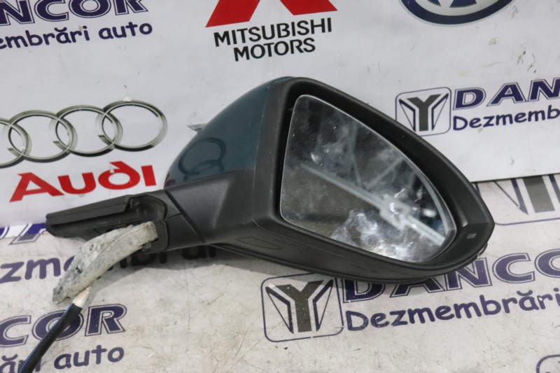 OGLINDA DREAPTA FATA VOLKSWAGEN GOLF 7 AN 2017