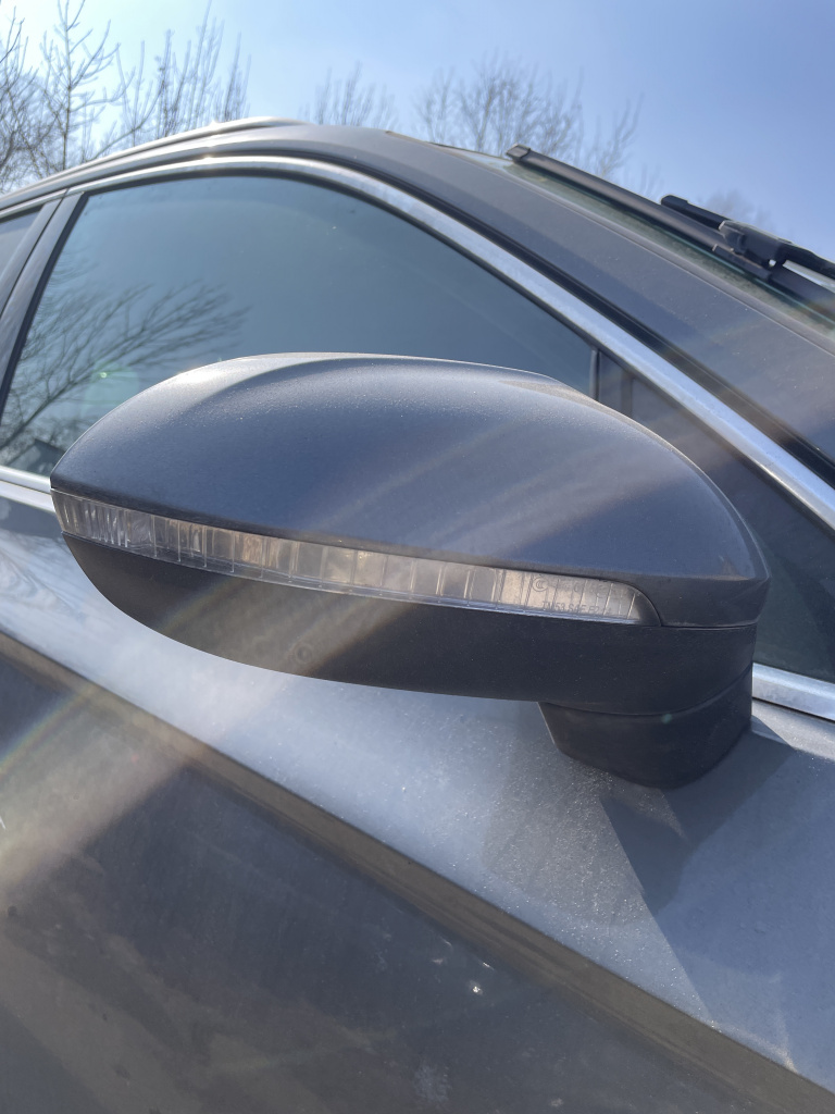 Oglinda Dreapta rabatare electrica Volkswagen Passat B8 Break 1.6 Motorina 2016