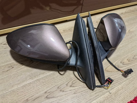 Oglinda dreapta Skoda Octavia 3 - culoare maro electrica pliabila