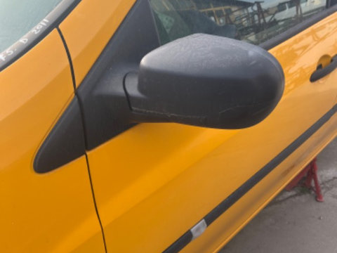 Oglinda electrică stânga Renault Clio 3 2011
