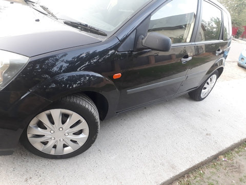 OGLINDA FORD FIESTA STANGA DREAPTA FORD FIESTA 5