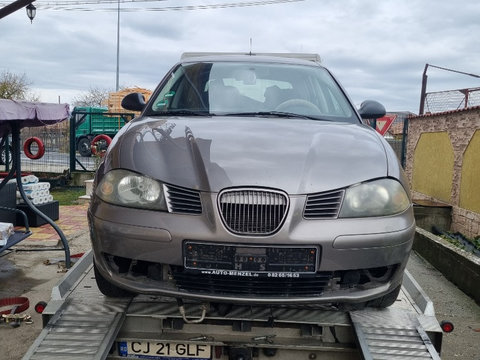 Oglinda manuala dreapta SEAT IBIZA, an fabricație:2004, culoare:negru