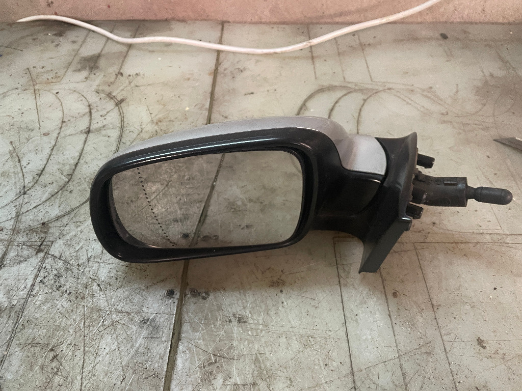 Oglinda manuala stanga Peugeot 307