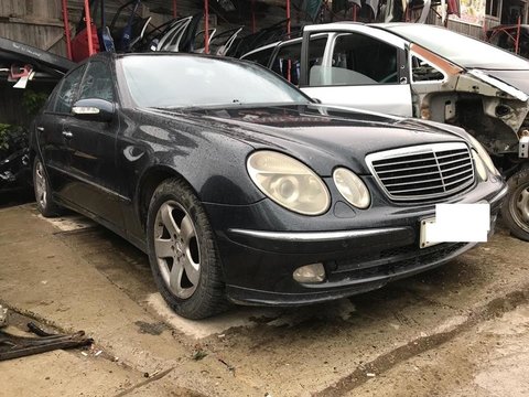 OGLINDA MERCEDES E-CLASS ( W211 ) 2007