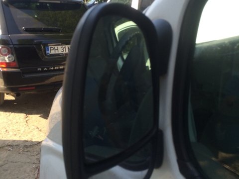 Oglinda Opel Vivaro 1.9 cdti F9Q