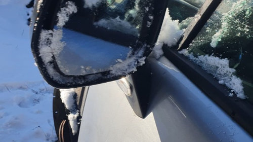 Oglinda partea stanga Peugeot 3008 2013
