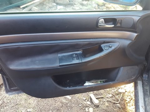 Oglinda retrovizoare interior Audi A4 B5 1999 combi 1900
