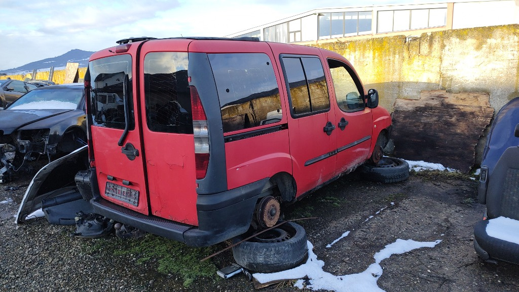 Oglinda retrovizoare interior Fiat Doblo 2004 Locu