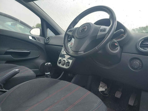 Oglinda retrovizoare interior Opel Corsa D 2009 HATCHBACK 1.4 i Z14XEP