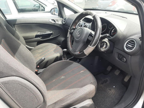 Oglinda retrovizoare interior Opel Corsa D 2013 HATCHBACK 1.4 i