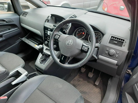 Oglinda retrovizoare interior Opel Zafira B 2009 MPV 1.9 CDTI